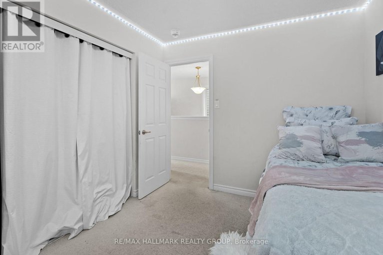 28653089/716-summergaze-street/emerald-meadowstrailwest/ottawa/ontario/K2M0L4_26