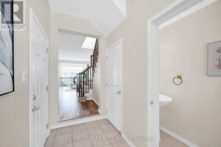 29535654/636-pamplona-private/stonebridge/ottawa/ontario/K2J5T4_4