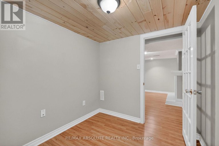 28991864/2186-tawney-road/hawthorne-meadows/ottawa/ontario/K1G1C5_45