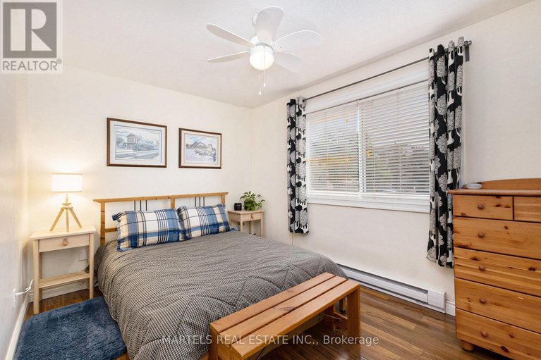 28429605/216-270-brittany-drive/viscount-alexander-park/ottawa/ontario/K1K4M3_11