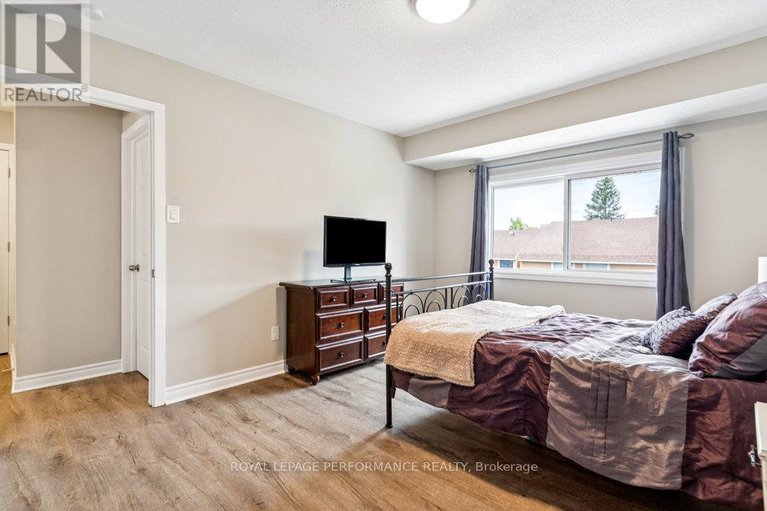 28585598/74-4634-cosmic-place/pineview/ottawa/ontario/K1B4R8_33