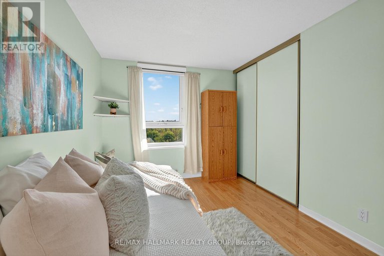 28942528/1207-80-sandcastle-drive/leslie-park/ottawa/ontario/K2H9E7_24