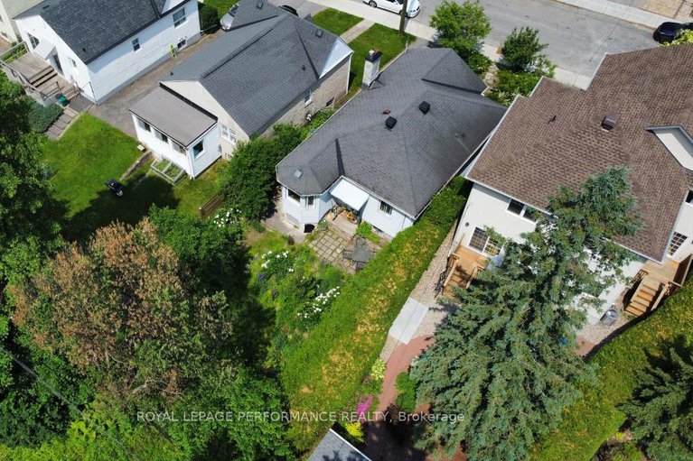 28600096/42-belgrave-road/ottawa-east/ottawa/ontario/K1S0M1_35