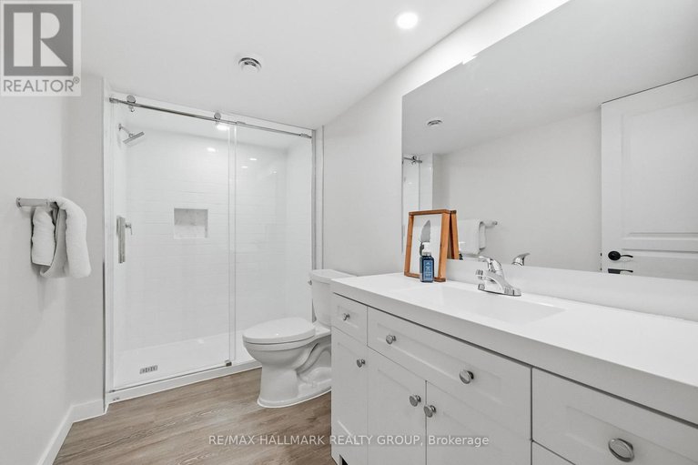 29054390/314-melodie-street/mer-bleuebradley-estatesanderson-park/ottawa/ontario/K1W0H9_32