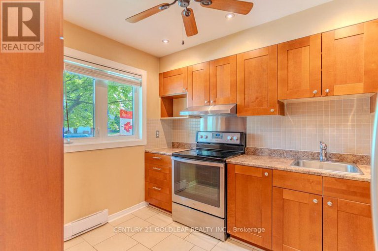 29241768/11-1342-cedarcroft-crescent/pineview/ottawa/ontario/K1B5C8_7