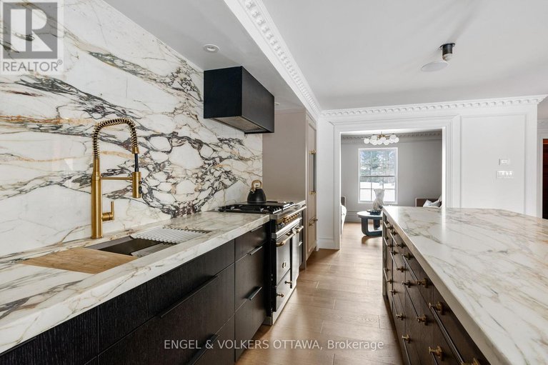 28092121/1041-brandywine-court/manotick-long-island-nicholls-island/ottawa/ontario/K4M1J2_9