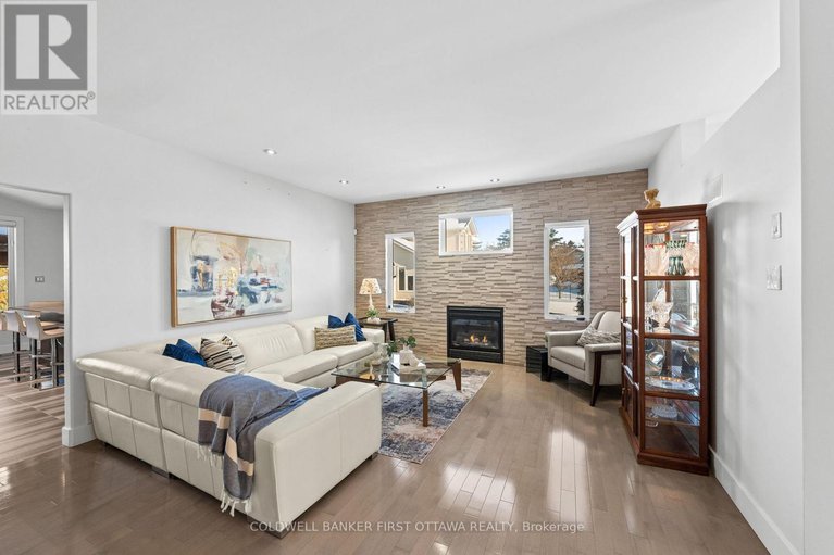 29322072/1828-heatherstone-crescent/springridgeeast-village/ottawa/ontario/K4A4P2_4