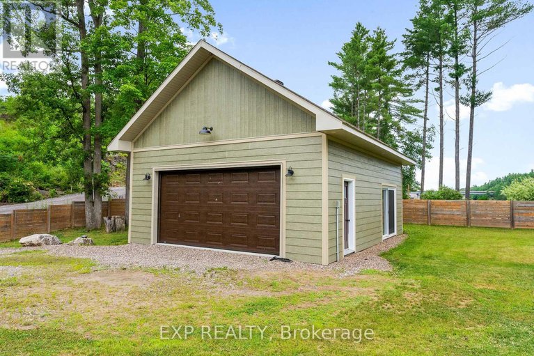 29432602/103-b-carriage-landing-road/horton-twp/horton/ontario/K0J1Y0_12