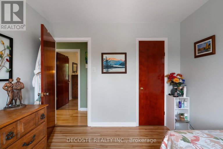 28940828/137-park-avenue/alexandria/north-glengarry/ontario/K0C1A0_17