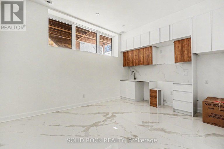 29669926/826-alpine-avenue/queensway-terrace-north/ottawa/ontario/K2B5R6_28