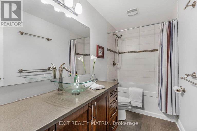28788160/352-oakcrest-way/avalon-east/ottawa/ontario/K4A0S5_28