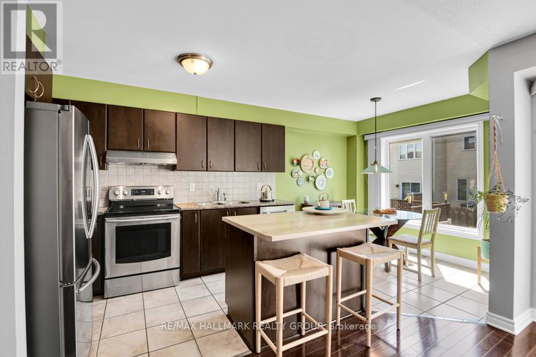 28521801/86-indigo-street/beacon-hill-south/ottawa/ontario/K1J0A8_9