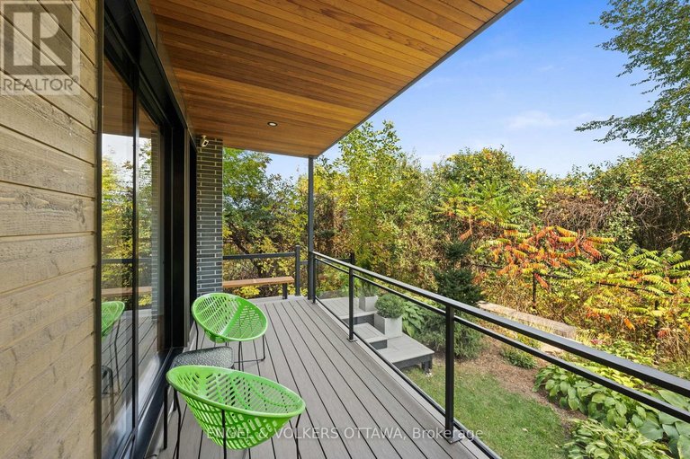 29568129/127-peridot-private/experimental-farm/ottawa/ontario/K2C3M3_45