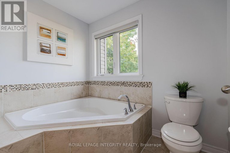 28931178/206-ancaster-avenue/woodroffe/ottawa/ontario/K2B5B3_16