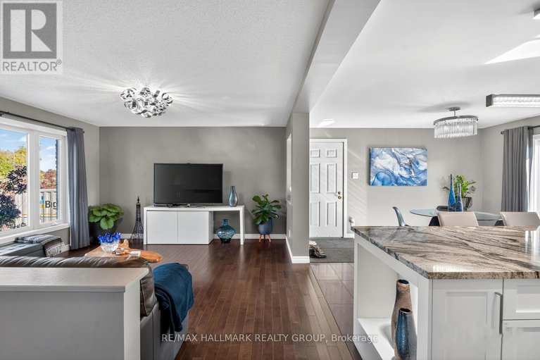 28934390/2851-glenwood-drive/metcalfe/ottawa/ontario/K0A2P0_7