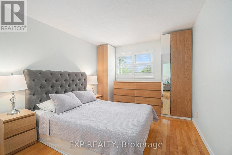 28430492/5-benlark-road/on-the-green/ottawa/ontario/K2J2L5_19
