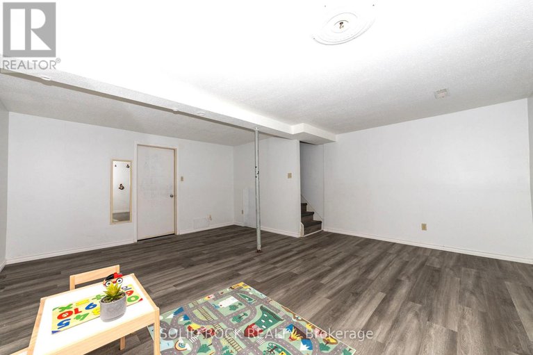 28779716/348-monica-crescent/bilberry-creekqueenswood-heights/ottawa/ontario/K1E3N5_23