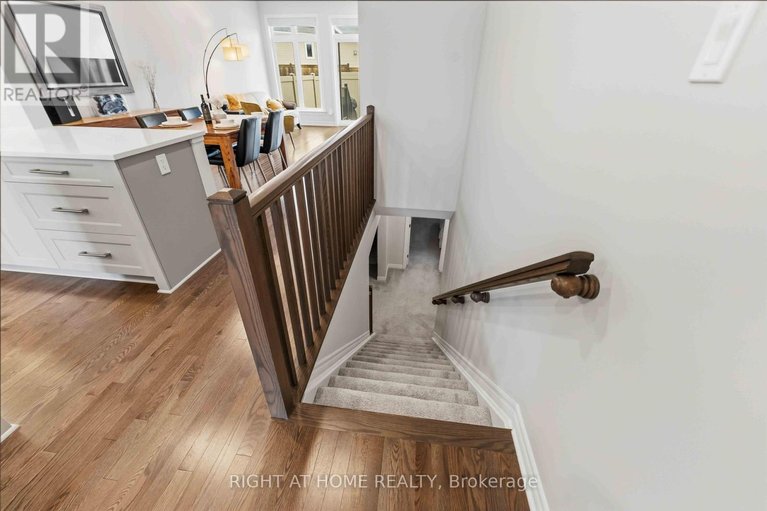 29615586/14-kayenta-street/remainder-of-stittsville-area/ottawa/ontario/K2S2K8_6