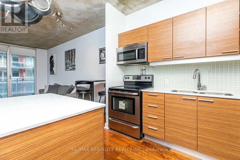 28443475/422-349-mcleod-street/ottawa-centre/ottawa/ontario/K2P0S1_4