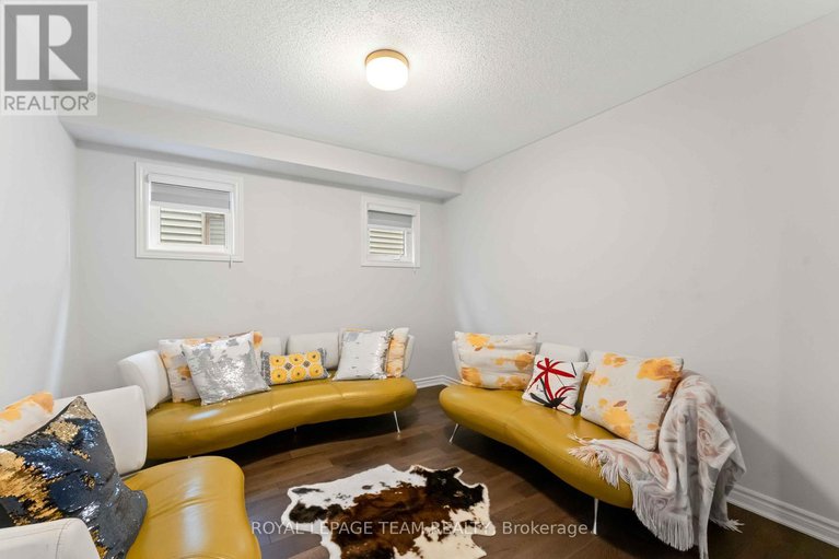 28534405/612-rye-grass-way/half-moon-bay/ottawa/ontario/K2J6Z9_19