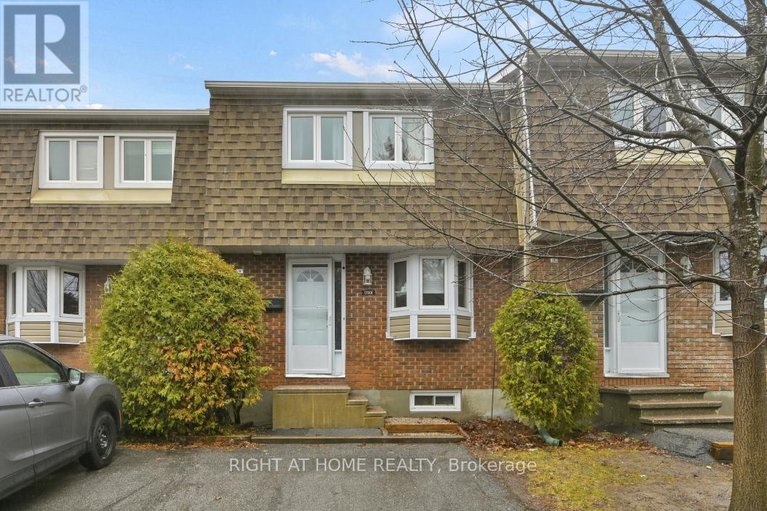 29603149/e-1700-lamoureux-drive/queenswood-heights-south/ottawa/ontario/K1E2N2_1