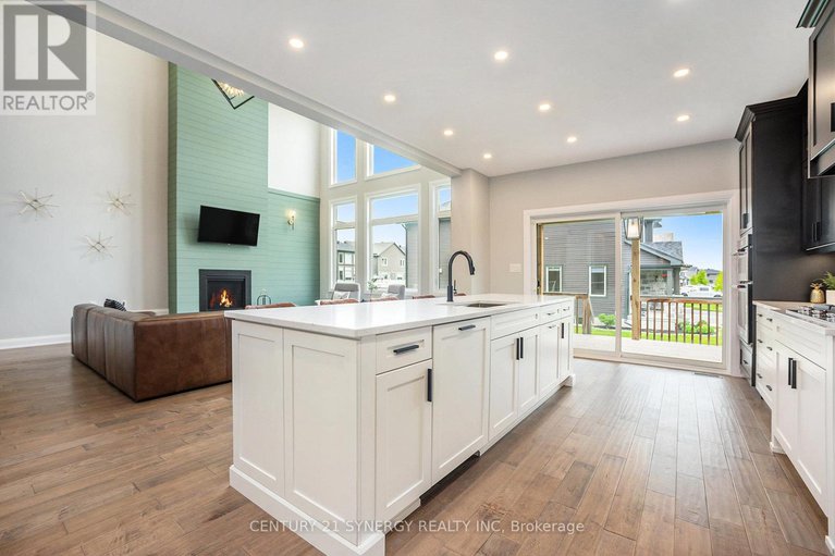 28440875/114-chandelle-private/carp/ottawa/ontario/K0A1L0_12