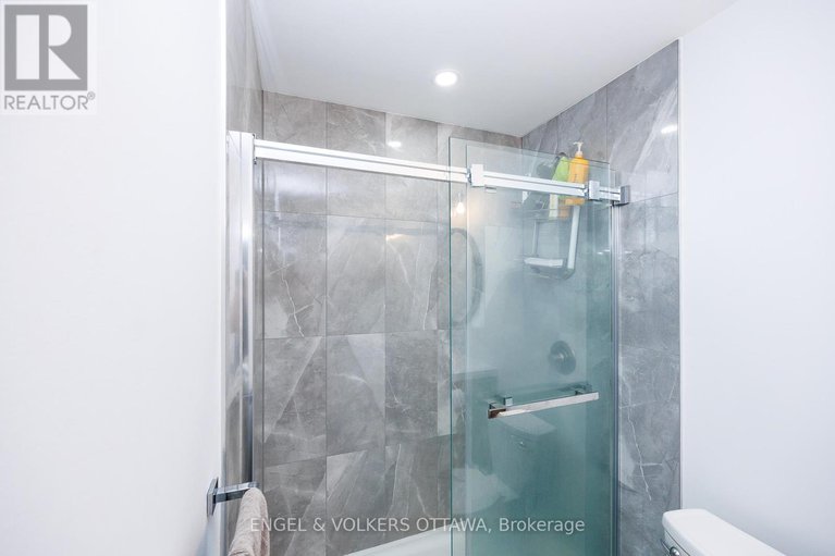 28559940/2204-utah-street/alta-vista/ottawa/ontario/K1H7W8_38