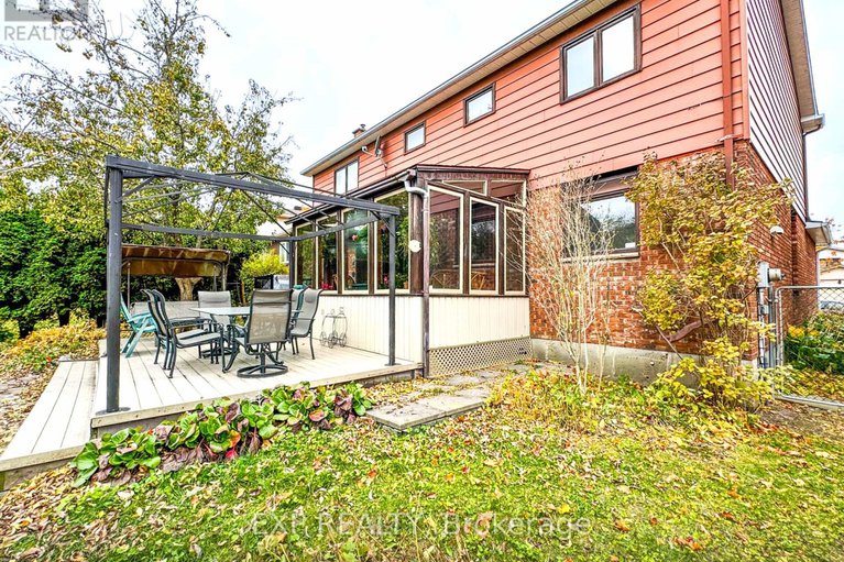 28592981/1309-plante-drive/hunt-clubwestern-community/ottawa/ontario/K1V9Z8_33