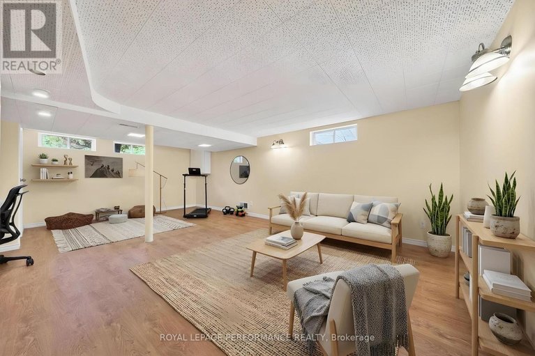 29685309/1948-othello-avenue/elmvale-acresurbandale/ottawa/ontario/K1G2A4_35