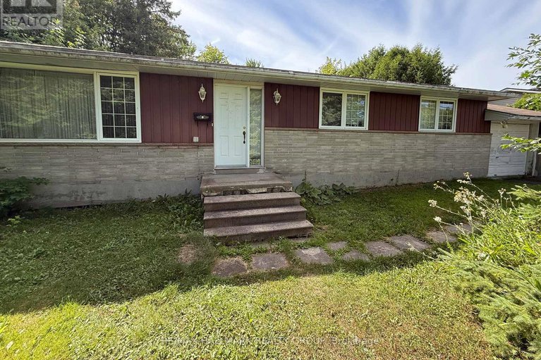 28853332/2516-page-road/orleans-village/ottawa/ontario/K1W1E2_17