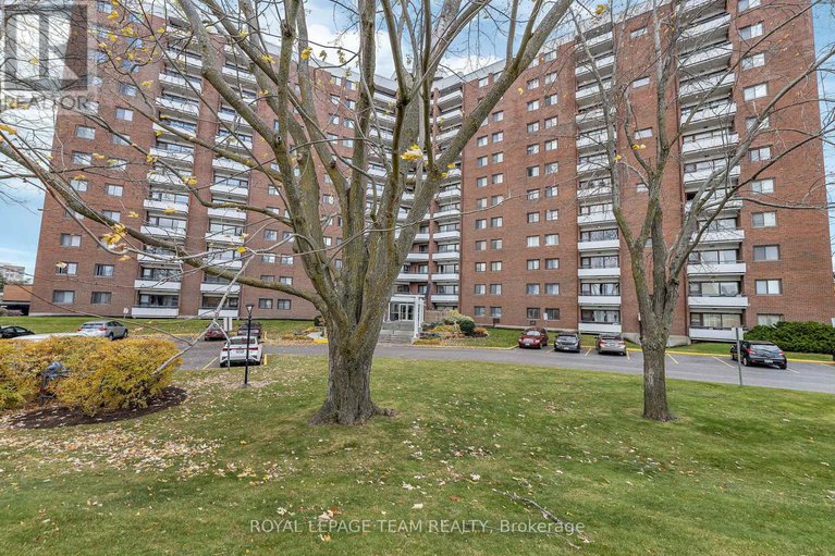 29128089/1210-20-chesterton-drive/borden-farmstewart-farmcarleton-heightsparkwood-hills/ottawa/ontario/K2E6Z7_2