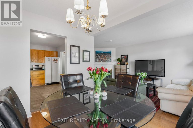 29195800/26-42-oakhaven-private/overbrookcastle-heights/ottawa/ontario/K1K4K1_12