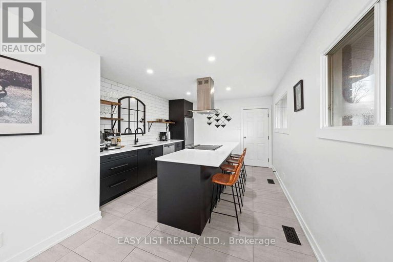 29604782/756-dickens-avenue/elmvale-acres/ottawa/ontario/K1G2X8_9