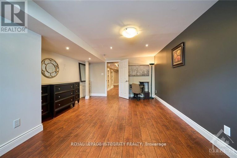 28511797/132-palfrey-way/emerald-meadowstrailwest/ottawa/ontario/K2V0A6_27