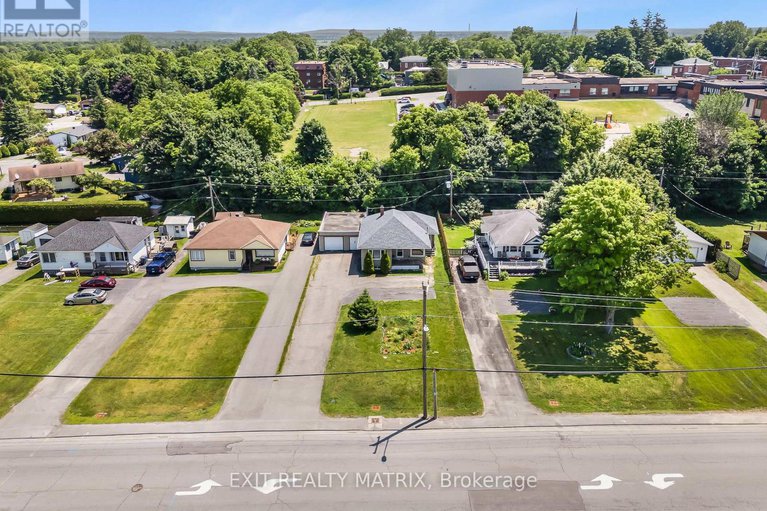 28545282/5795-highway-34-road/vankleek-hill/champlain/ontario/K0B1A0_27