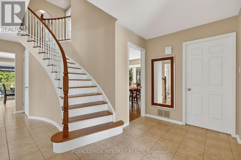 29488935/6020-vineyard-drive/convent-glen/ottawa/ontario/K1C2M5_2