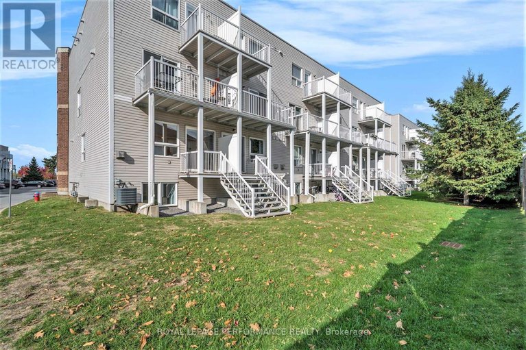28996456/52-130-berrigan-drive/longfields/ottawa/ontario/K2J0J3_15
