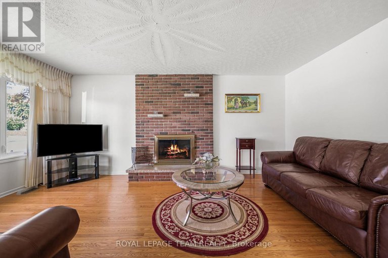 28997757/1665-fisher-avenue/carleton-heights/ottawa/ontario/K2C1X9_3