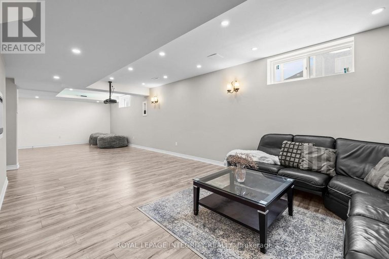 29578407/208-rover-street/emerald-meadowstrailwest/ottawa/ontario/K2V0G2_36