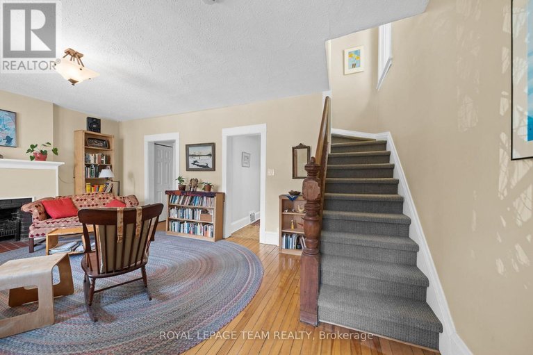 29669924/47-belmont-avenue/old-ottawa-southrideau-gardens/ottawa/ontario/K1S0V2_20