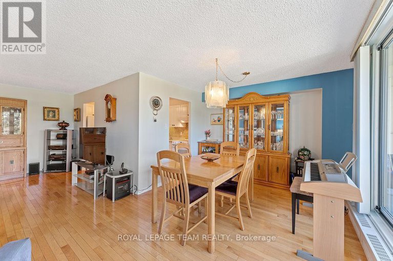 29021235/302-665-bathgate-drive/carson-meadows/ottawa/ontario/K1K3Y4_14
