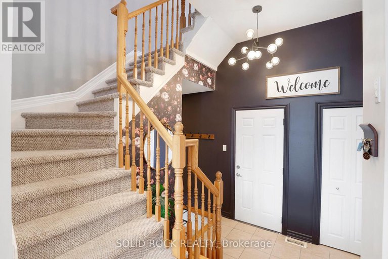 29434004/62-evelyn-powers-private-n/stittsville-south/ottawa/ontario/K2S0E1_4