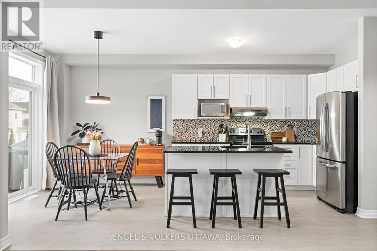 28239437/3499-woodroffe-avenue/strandherd/ottawa/ontario/K2G7A6_8