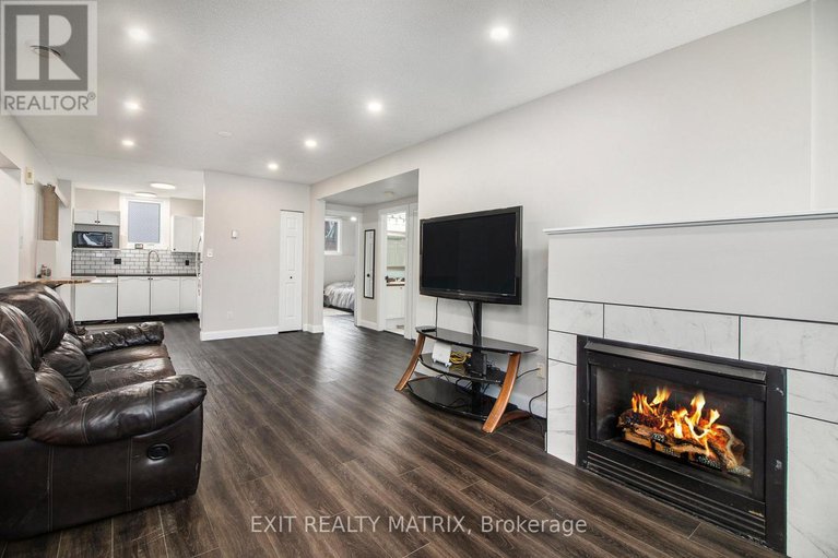 28209292/5c-75-lapointe-boulevard/embrun/russell/ontario/K0A1W0_5