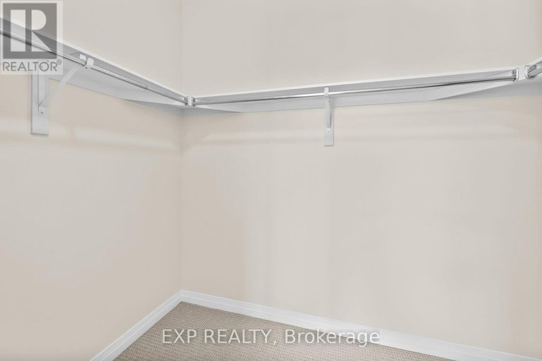 28902655/807-mercier-crescent/orleans-village/ottawa/ontario/K1W1E6_26