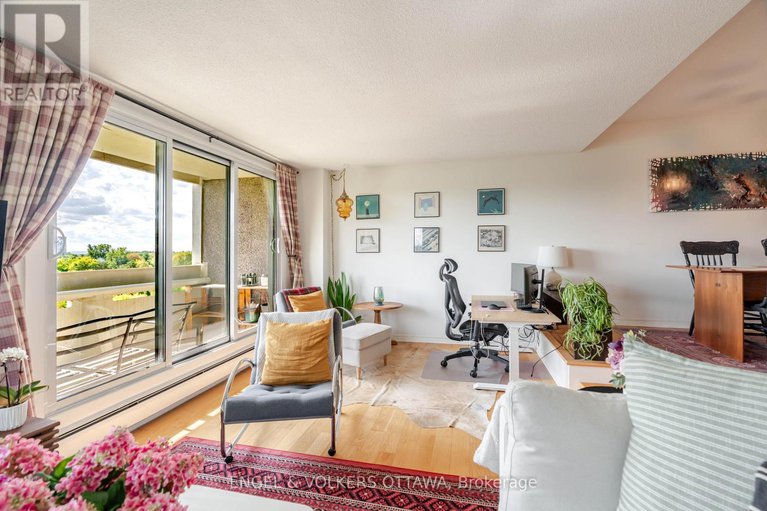 29223643/606-1171-ambleside-drive/woodroffe/ottawa/ontario/K2B8E1_18