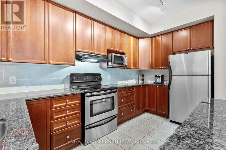 28843086/105-205-bolton-street/lower-townbyward-market/ottawa/ontario/K1N1K7_14