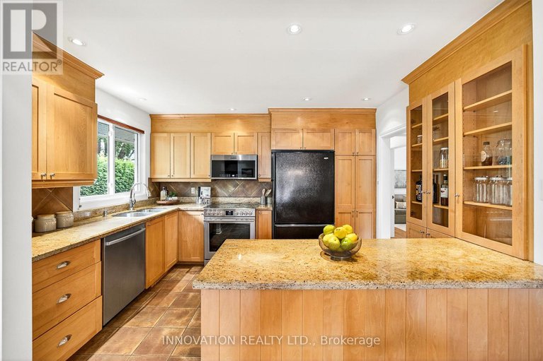 28810906/40-singal-street/glencairnhazeldean/ottawa/ontario/K2L1B9_17