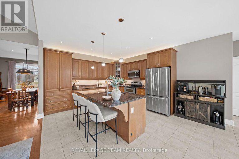 29597275/6673-pebble-trail-way/greely/ottawa/ontario/K4P0B6_14