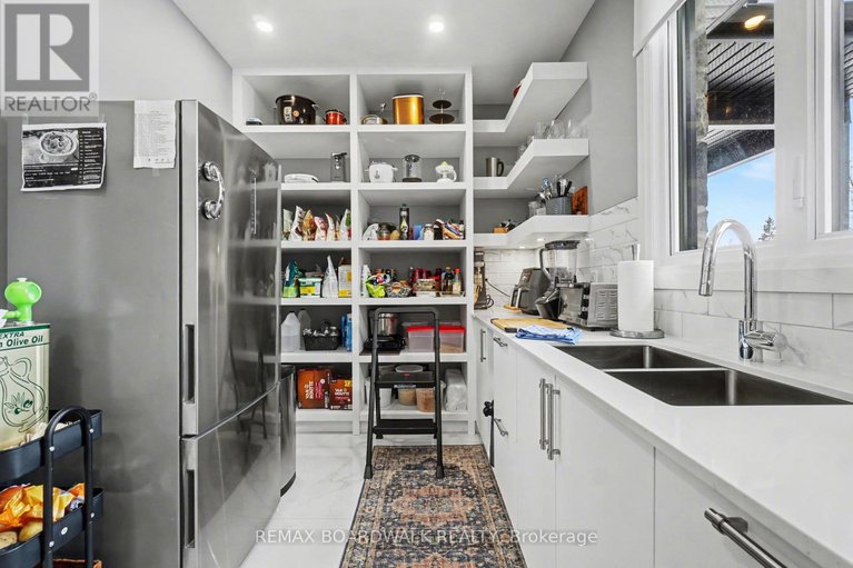 29407946/139-st-thomas-street/russell-twp/russell/ontario/K0A3H0_17